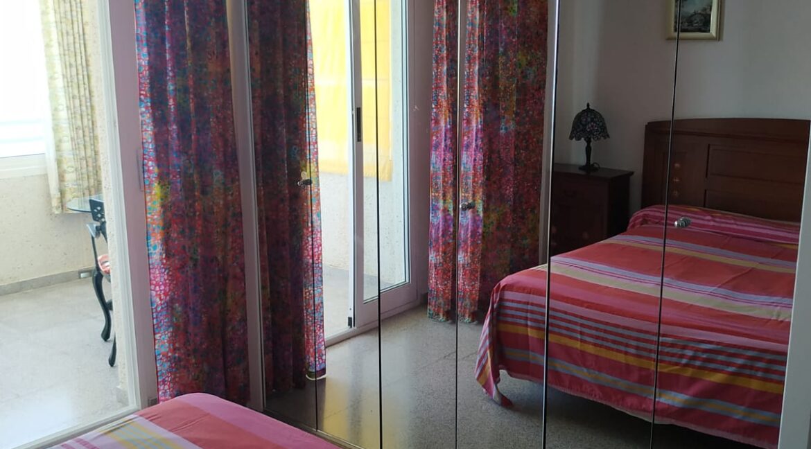 1e7ea965-7486-4935-b417-ccddbe84fc7c