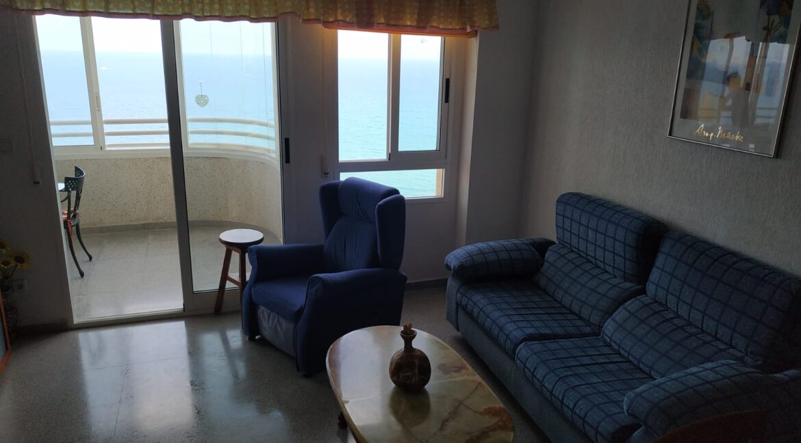 6a8dd740-9a70-4e14-b20d-150ca6efa300