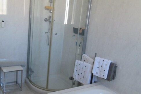 No. 15 - Ground floor bedroom 1 suite bathroom 3