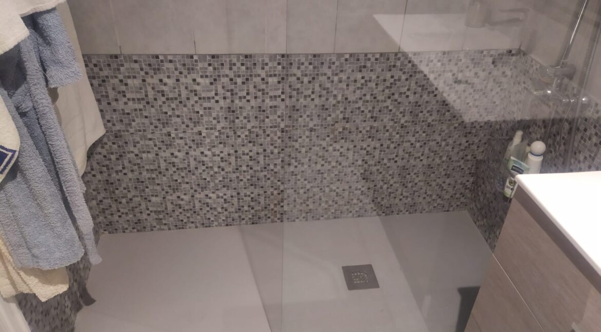 1664962104572