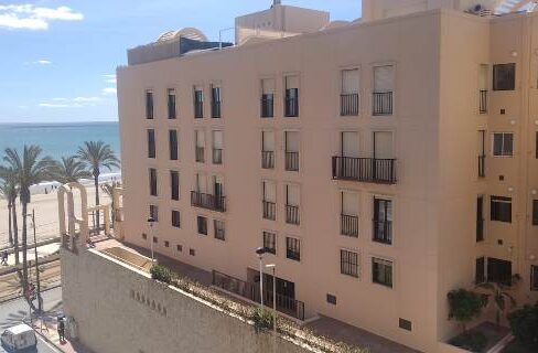 6020b9f8-e452-48d9-a49e-271fd191c6ac