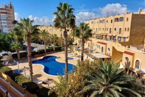 2302b43a-a618-4045-b069-5f573c032d38