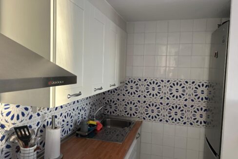 eb7570f7-f35d-472a-98f1-d352acaef653