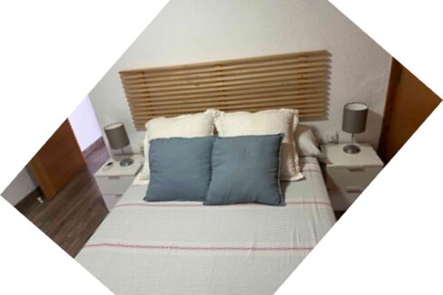 76499b36-1cb7-4e9e-ad4f-f242f57dd530