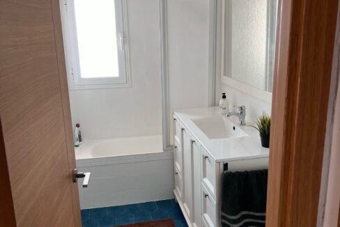 e8462b43-85ad-446d-ace1-b7f24f594d52