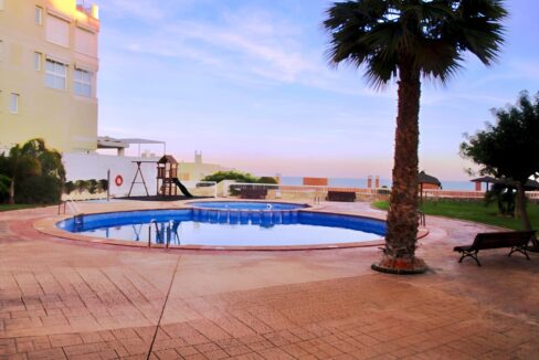 97607808-07e2-4dcb-8803-b71e447fa362