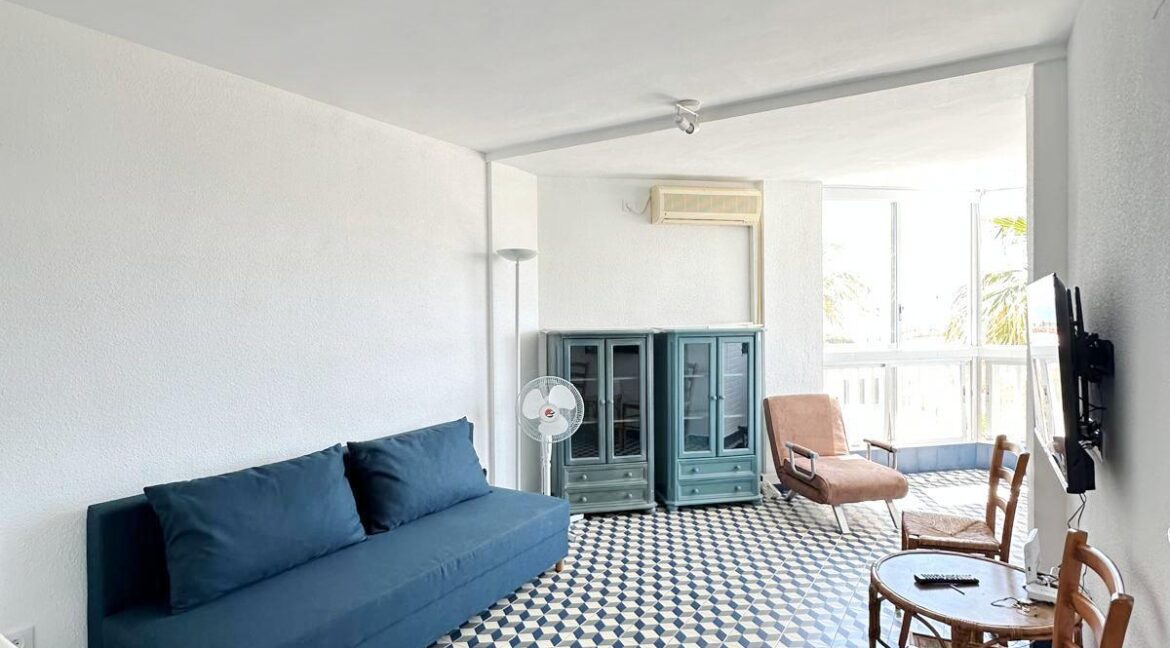 4acc0e13-1e4c-4ef6-8a56-7c3eff7bd622 (1)