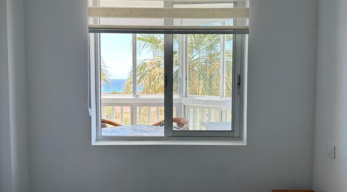 9953742f-8d73-48e6-93a1-8f825ad9568c