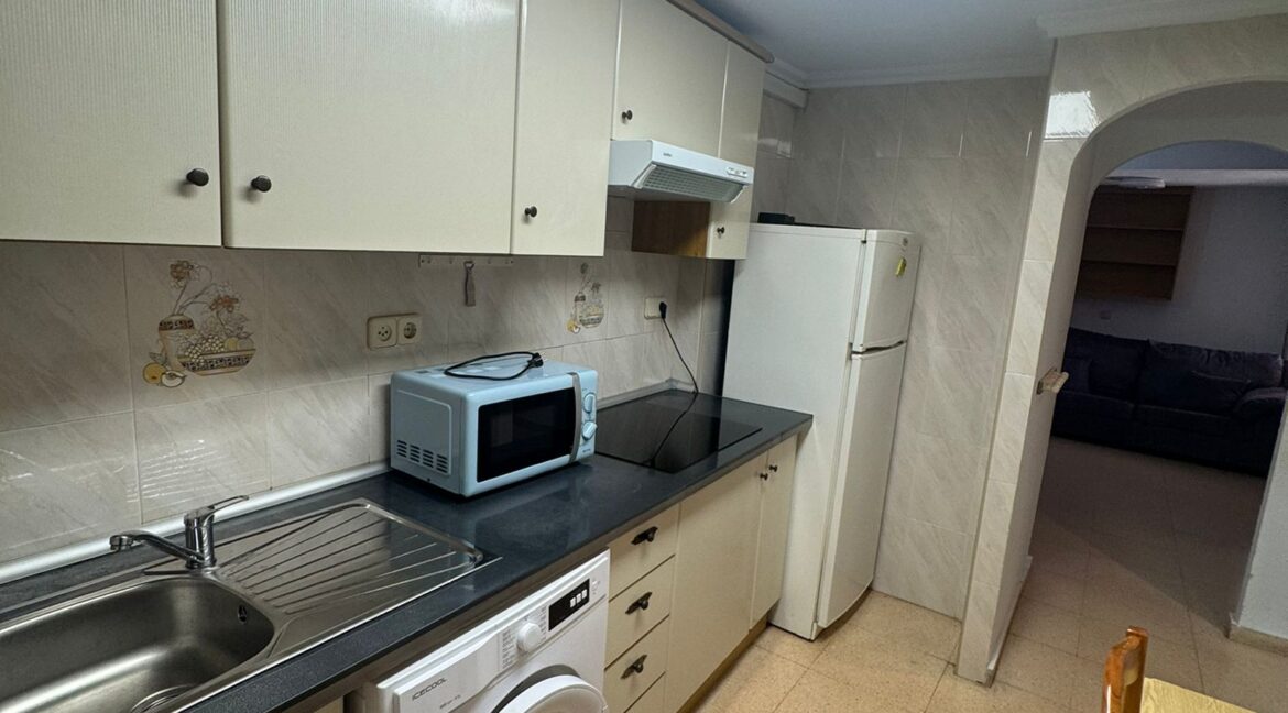 2193Estudio en venta en calle Novelda 4, Fabraque6