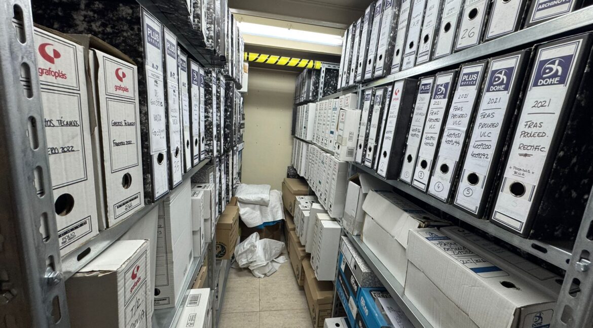 local aliacnte doble piso plaza de toros 8